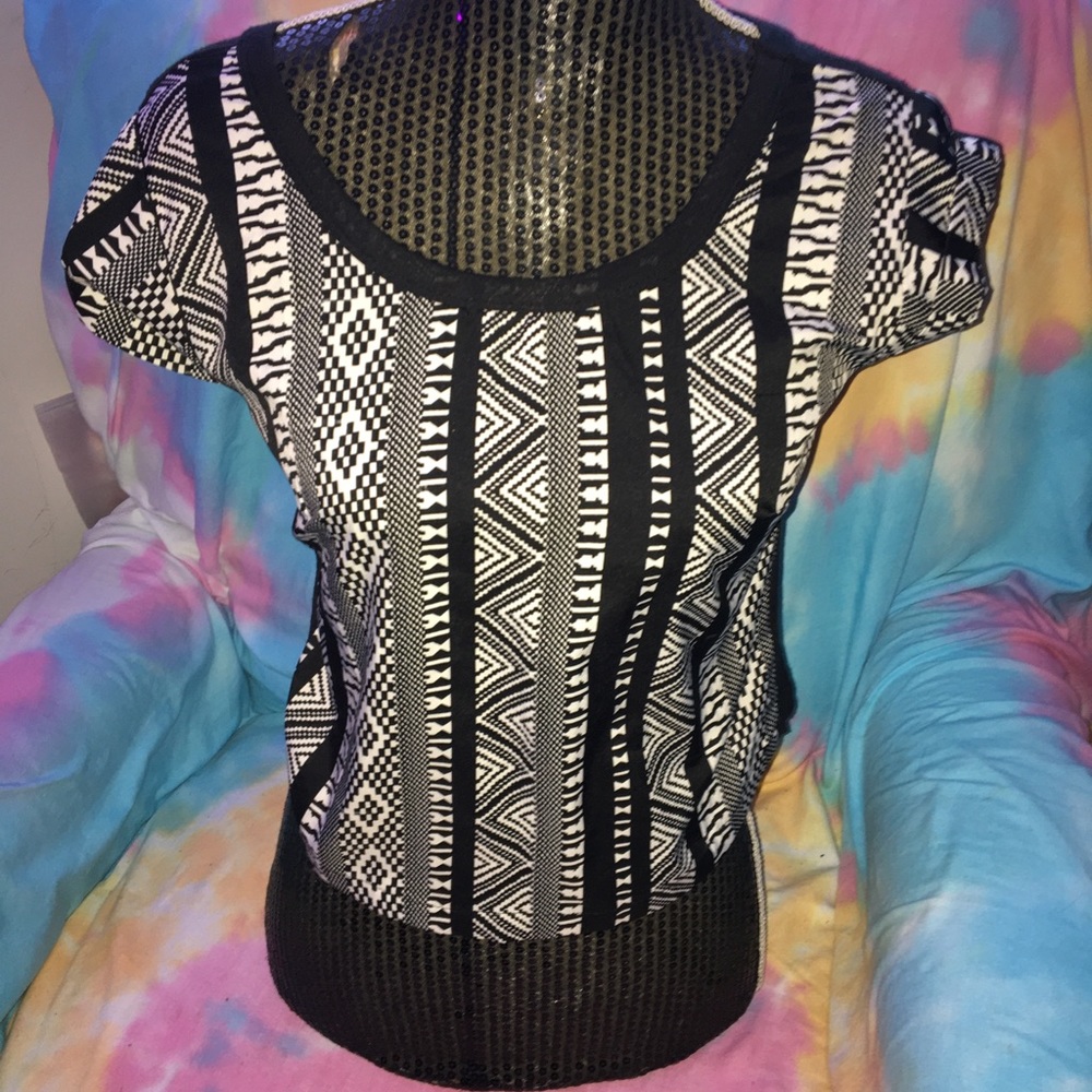 Crop top